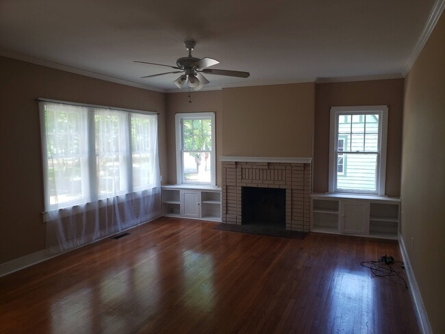 Building Photo - 129 Park Pl