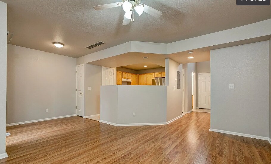 Building Photo - 6615 Desert Willow Way