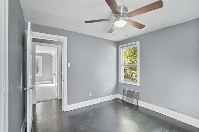 Building Photo - 610 Salisbury Rd