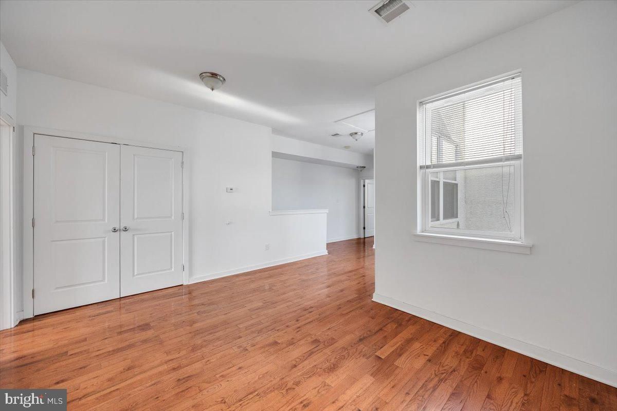 Building Photo - 1322 N 15th St