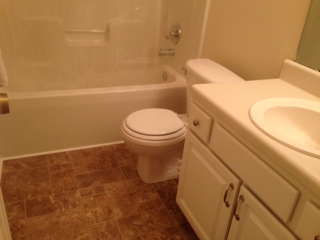 Bath # 2 - 3923 Cloverwood Meadow Ln