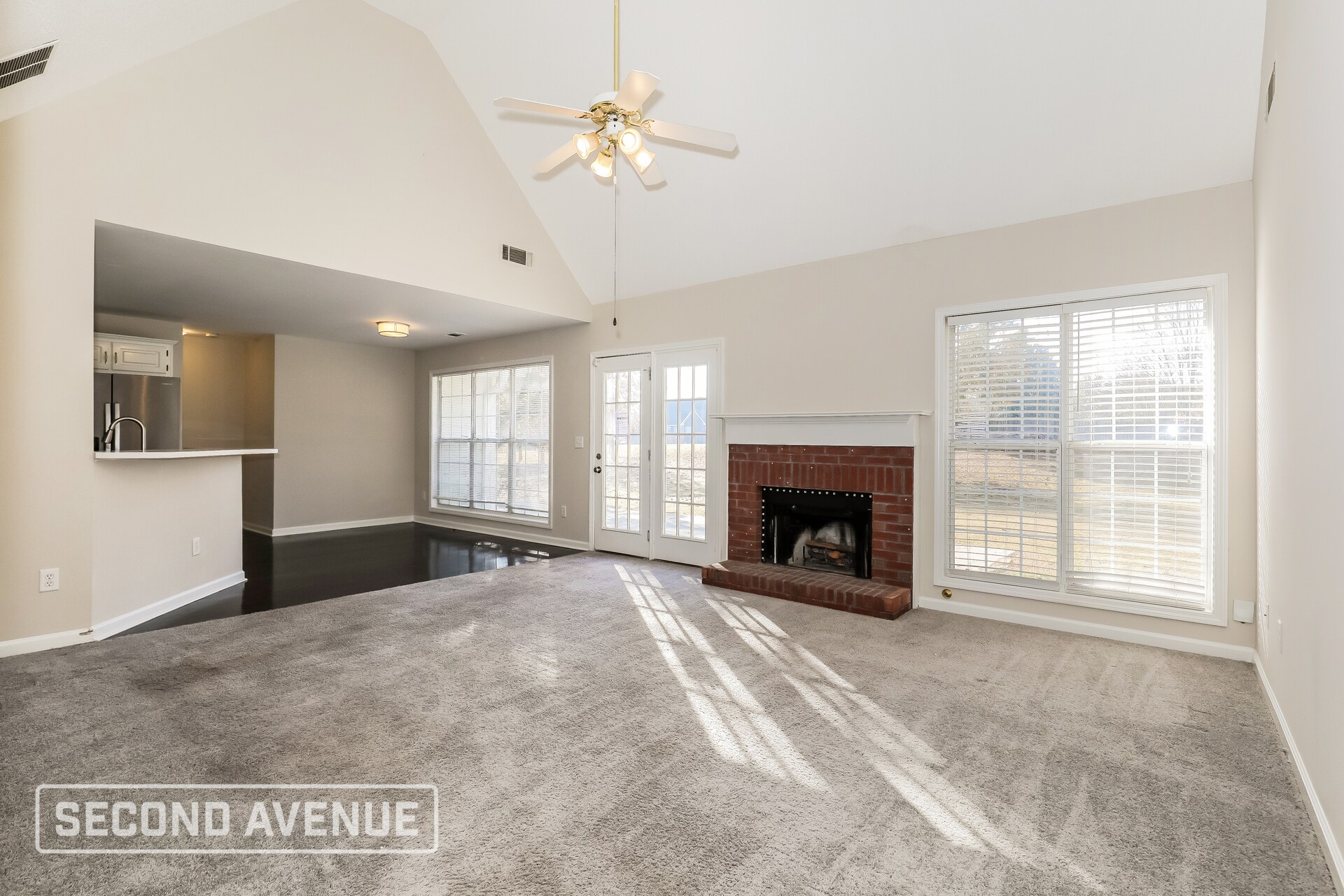 Building Photo - 1008 Maria Dr