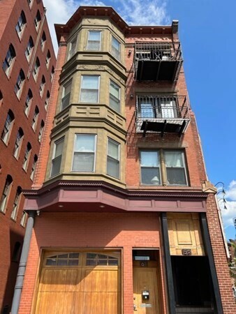 Building Photo - 61 Endicott St