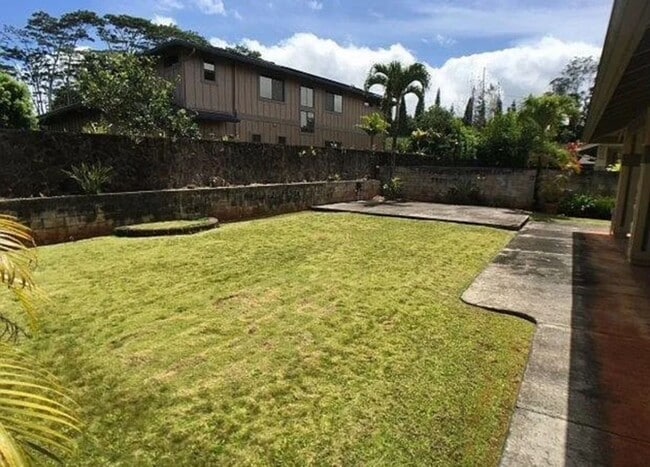 Building Photo - Mililani Mauka  - 3 bedroom, 2.5 bathroom,...