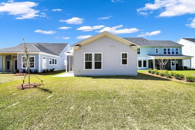 Building Photo - 502 Sound Dr