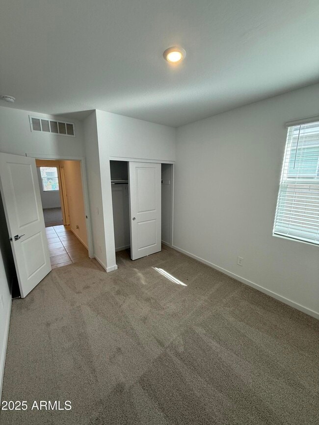 Building Photo - 7433 E Cozy Cottage Ln