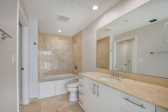 Building Photo - 550 Okeechobee Blvd