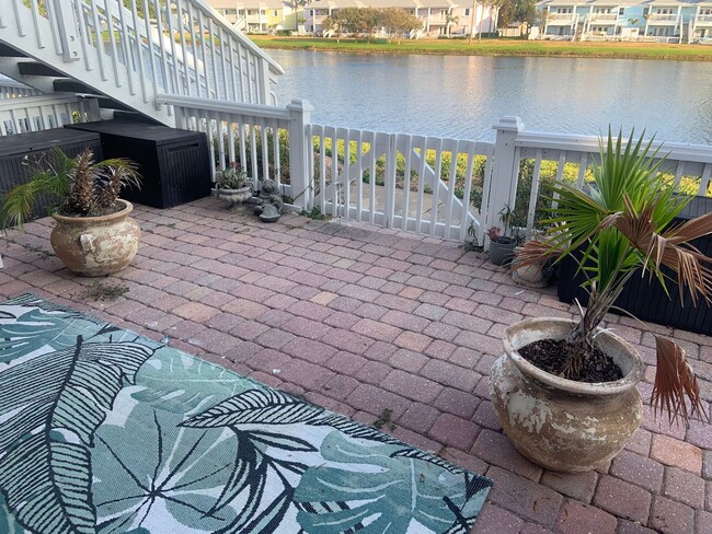 Building Photo - Coquina Key Condo