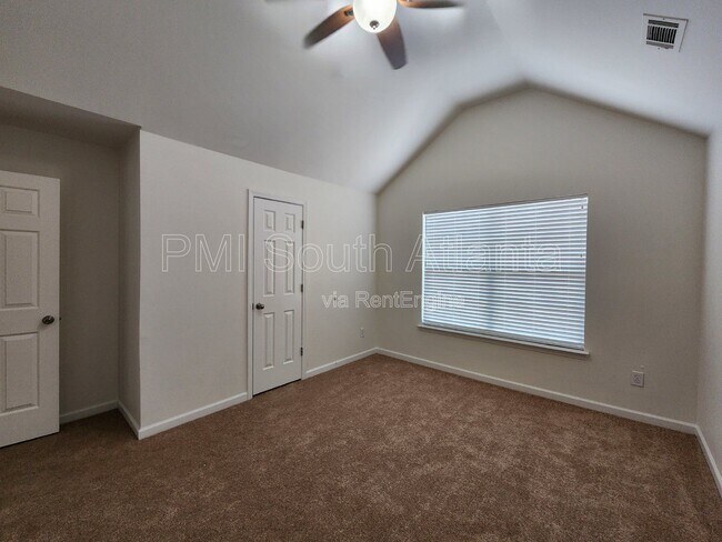 Building Photo - 2551 Wrangler Dr