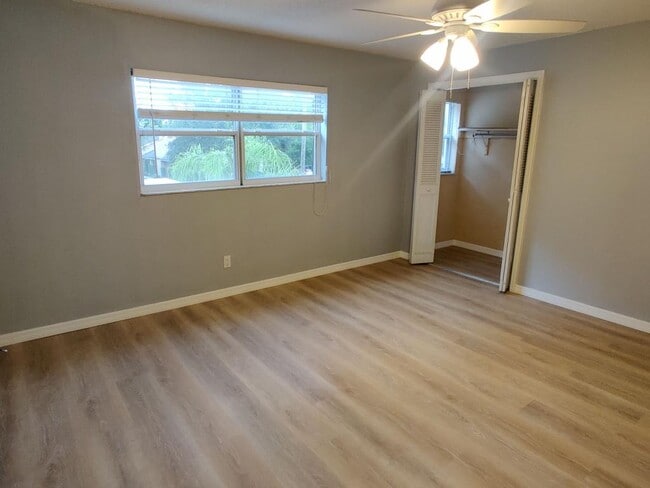 Building Photo - 936 Aragon Ave