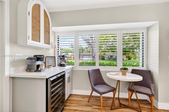 Building Photo - 8820 SW 85th Terrace