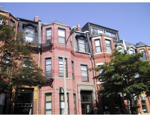 Building Photo - 29 Gloucester St