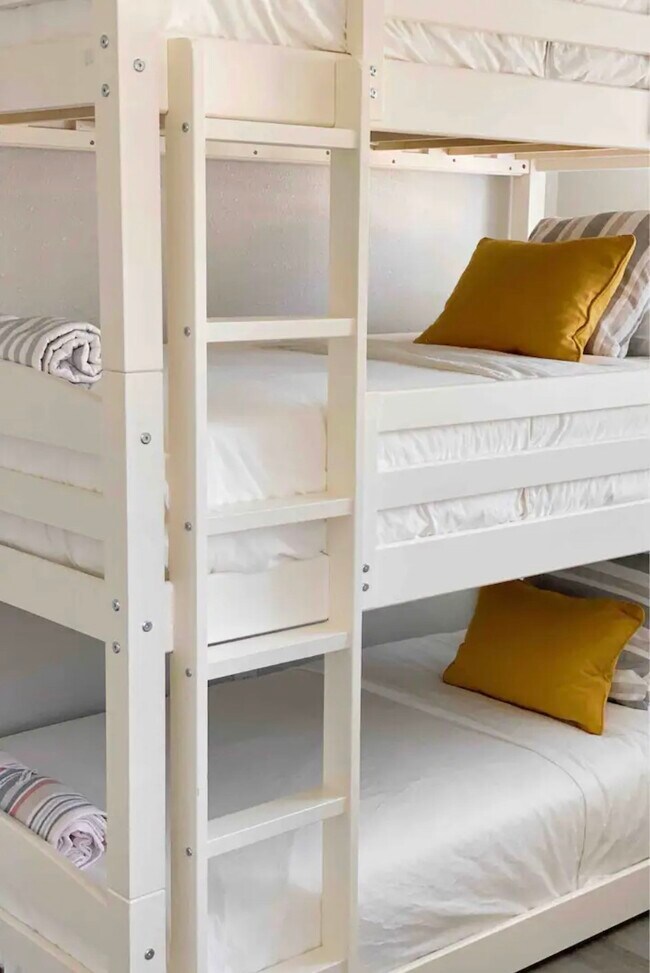 Building Photo - 4312 Avenue O 1/2