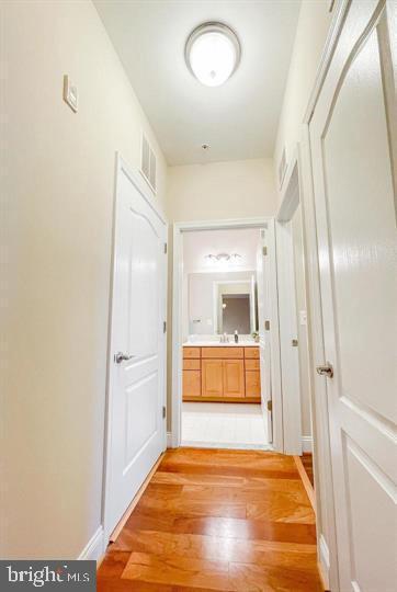 Building Photo - 8612 Wintergreen Ct