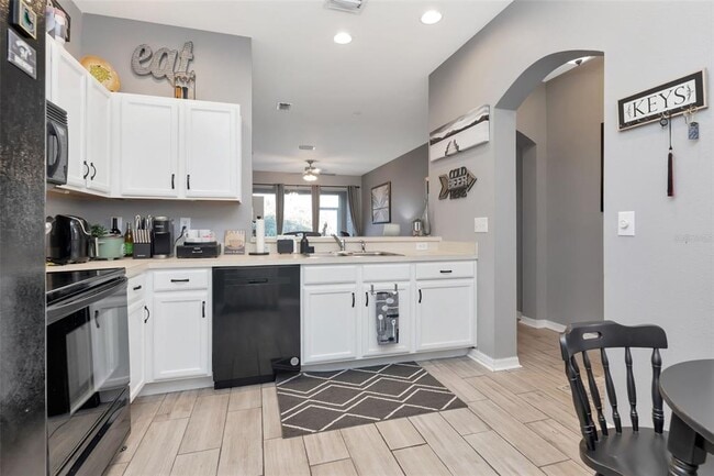 Building Photo - 10033 Tranquility Way