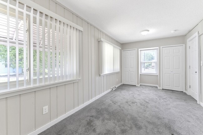 Building Photo - 20237 Midway Ave