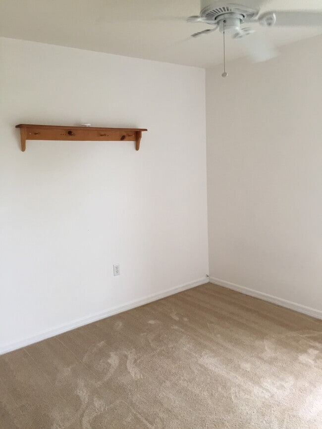 Building Photo - 436 Red Hawk Loop