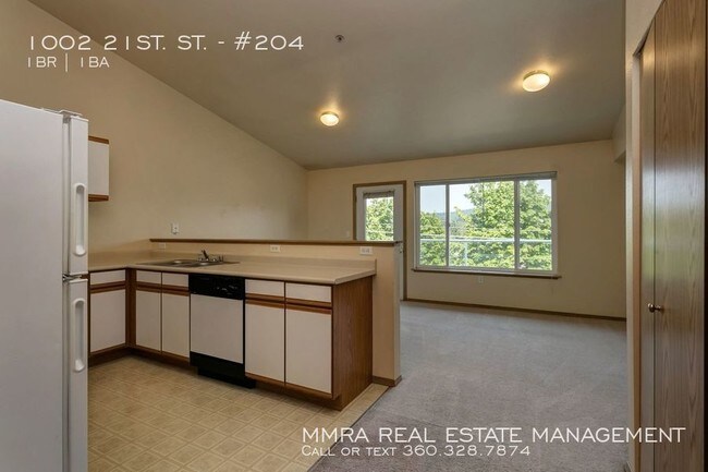 Building Photo - PRE-LEASING: 1 Bedroom WWU Apartment