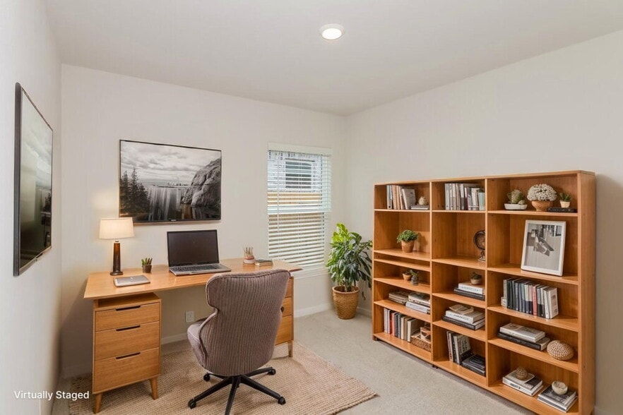 Building Photo - 425 Sunny Highlands Dr