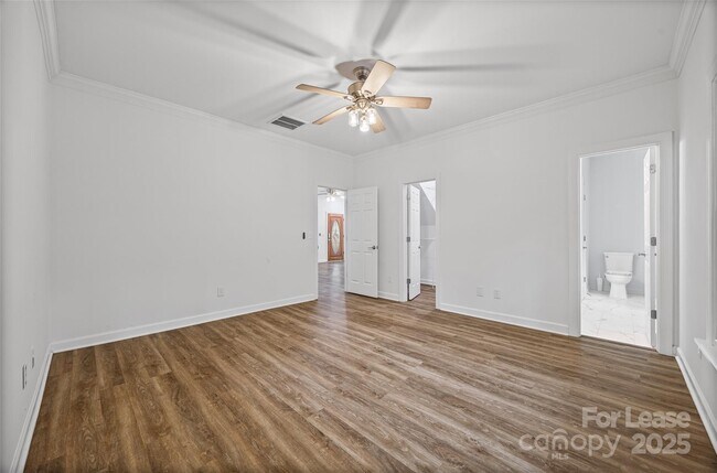Building Photo - 7219 Bevington Woods Ln