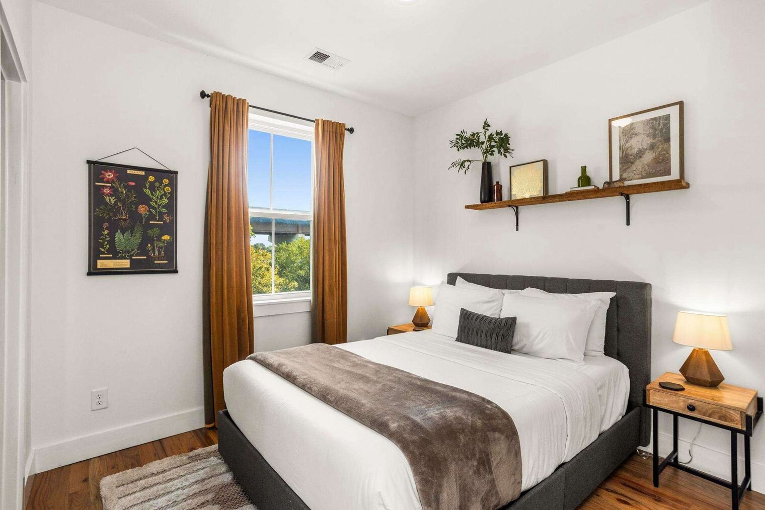 Building Photo - 4908I Delaware Ave