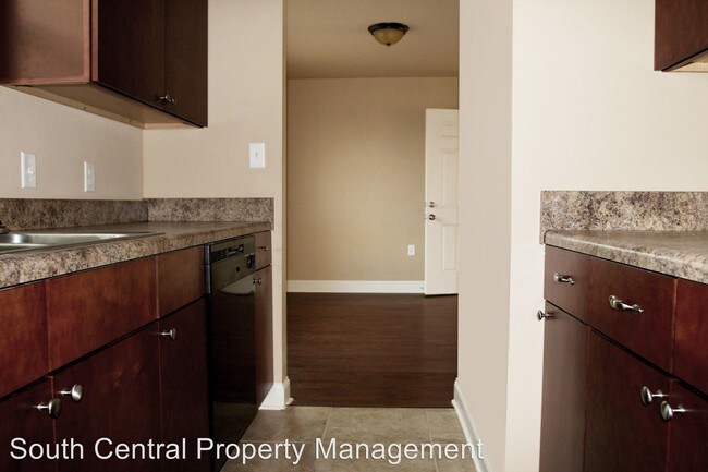 Building Photo - 845 W Madison St