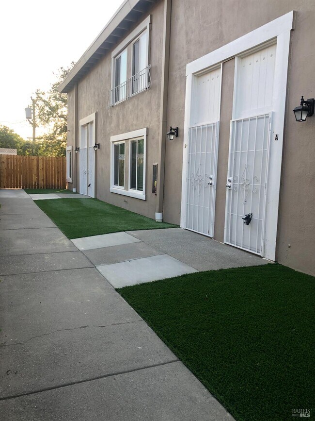 Building Photo - 1393 Callen St