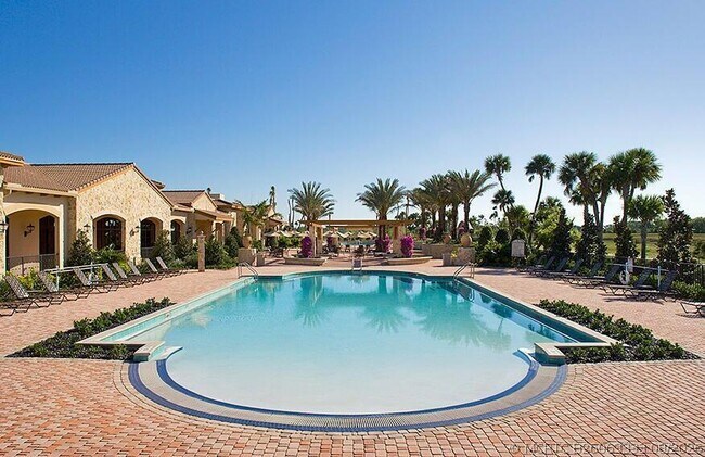 Building Photo - 518 Carrara Ct