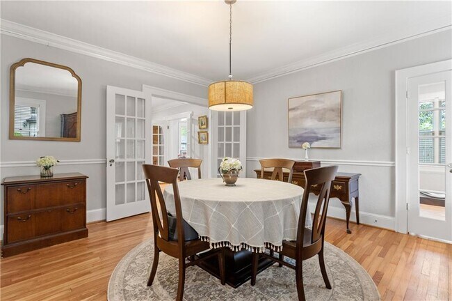 Building Photo - 685 E Morningside Dr NE