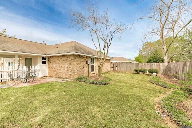 Building Photo - 1336 Bullrush Dr