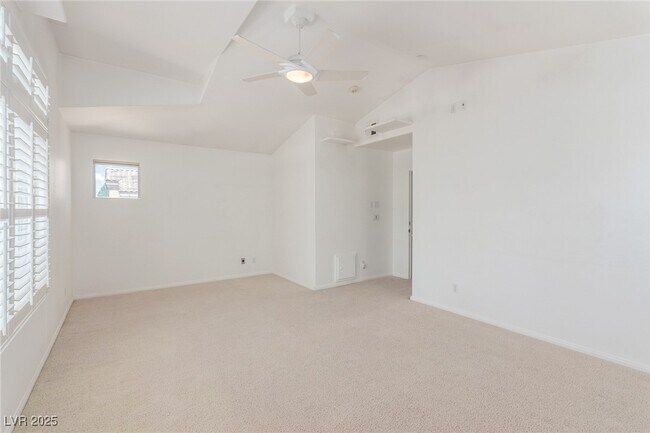 Building Photo - 3030 Cooper Creek Dr