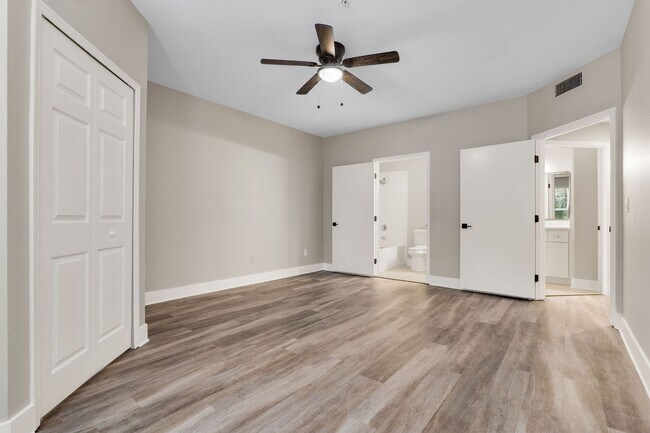 Building Photo - Newly Renovated 2-Bedroom Corner Unit in G...