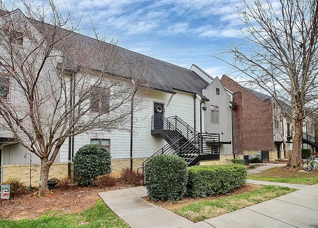 Building Photo - 752 Cotton Gin Alley