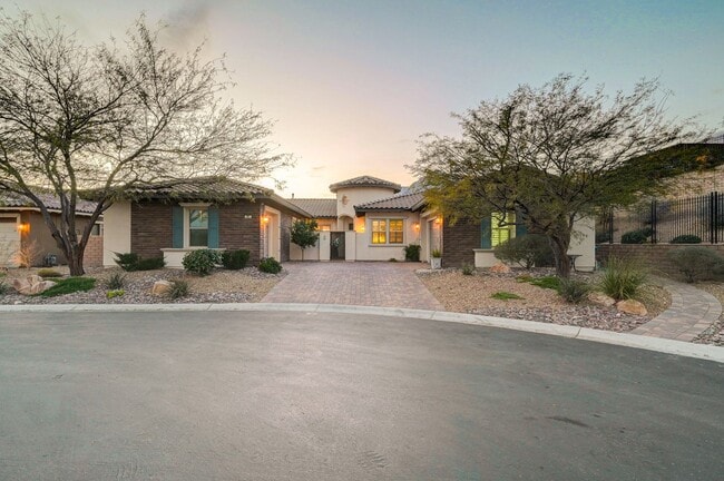 Building Photo - Private Cul-de-Sac Estate in Gated Summerlin with Pool, Spa & Outdoor Living