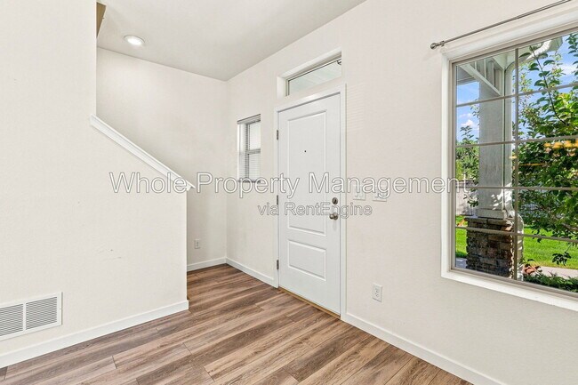 Building Photo - 871 E 98th Ave