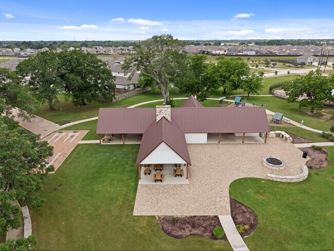 Building Photo - 17866 Plow Horse Ln