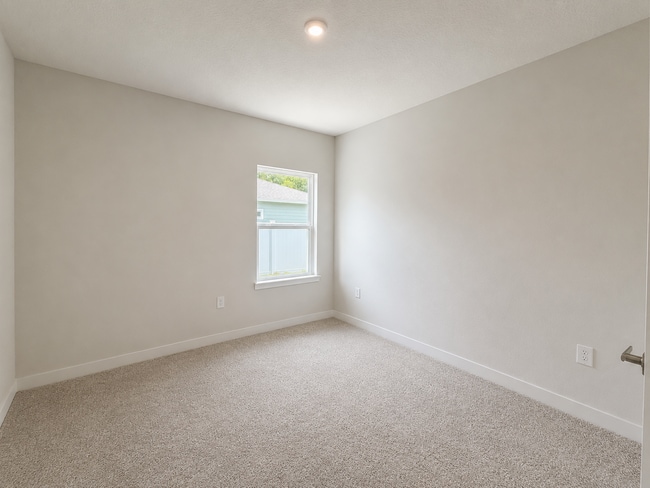 Building Photo - Spacious Terra Pines Home with 3-Car Garage
