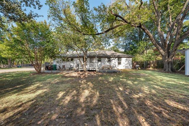 Building Photo - 2217 Glenwood Ln