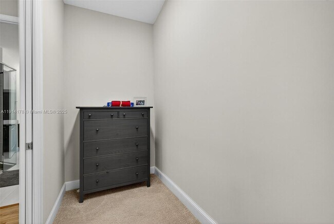 Building Photo - 18369 Mellen Ln