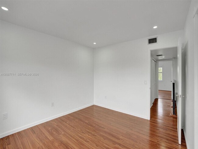 Building Photo - 4600 SW 67th Ave