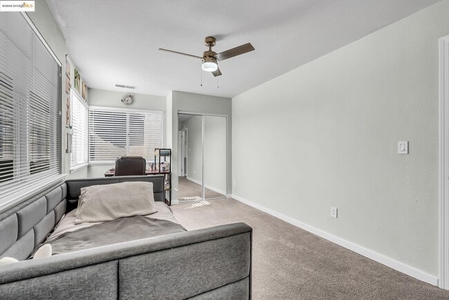 Building Photo - 2435 Pinehurst Ct