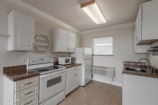 Building Photo - 3624 S Atlantic Ave