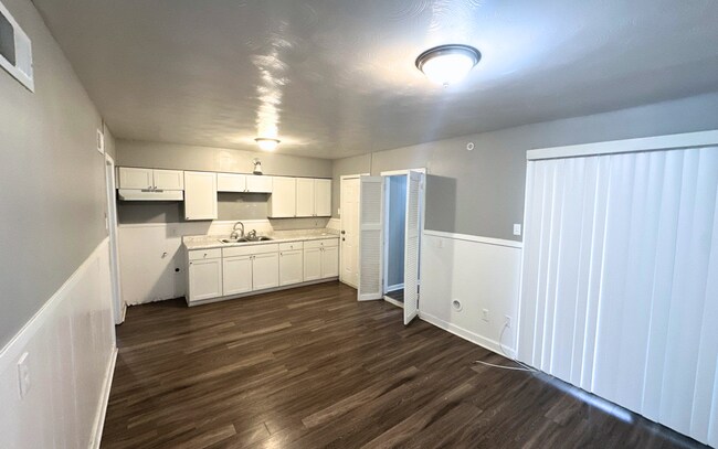 Building Photo - 3541 Pueblo Ave