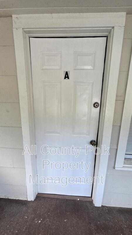 Building Photo - 103 Colonial Dr