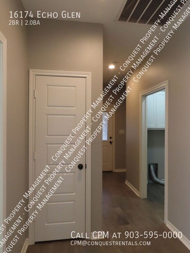 Building Photo - 16174 Echo Glen Dr