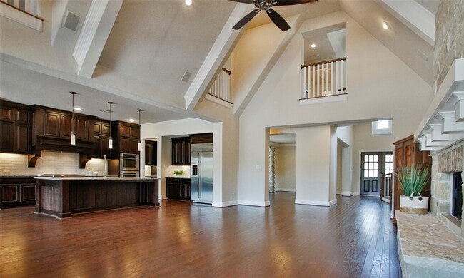 Building Photo - 39 Paloma Bend Pl