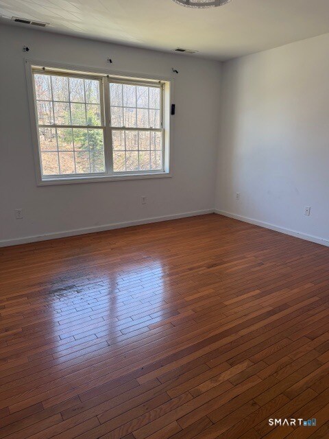 Building Photo - 1849 Meriden Rd