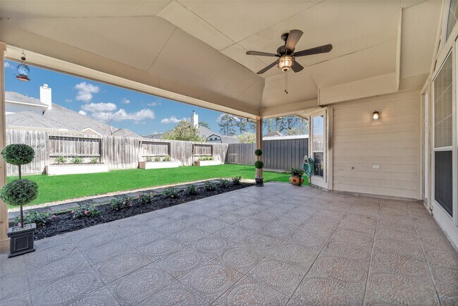 Building Photo - 22914 Cove Timbers Ct