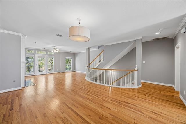 Building Photo - 3943 N Hall St