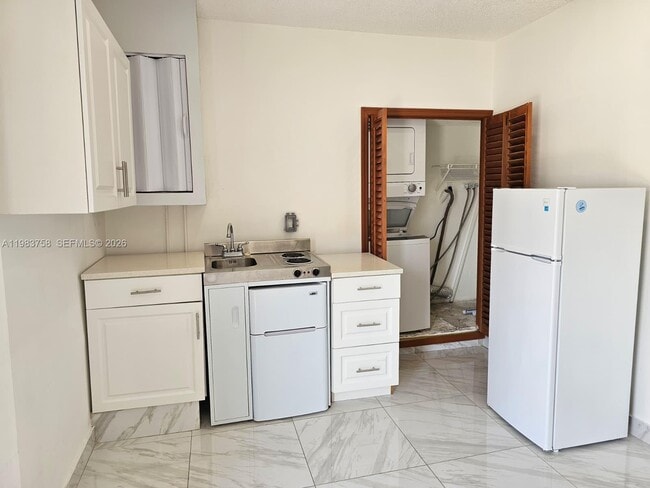 Building Photo - 14835 SW 138th Terrace